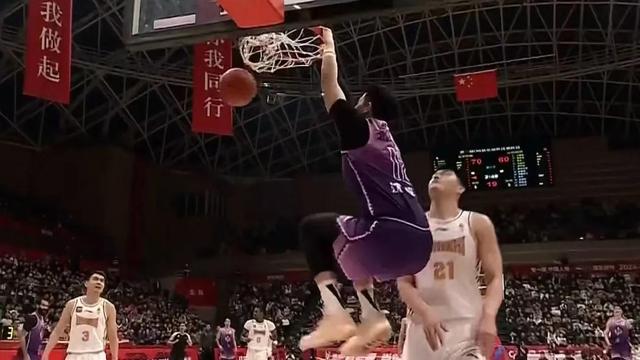 南极球队实现逆袭，成功晋级淘汰赛
